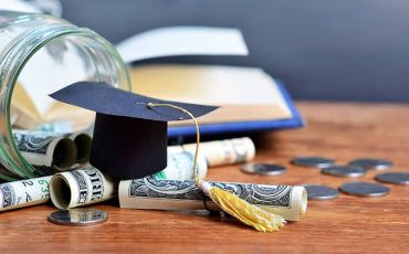 scholarship-money-grad-cap